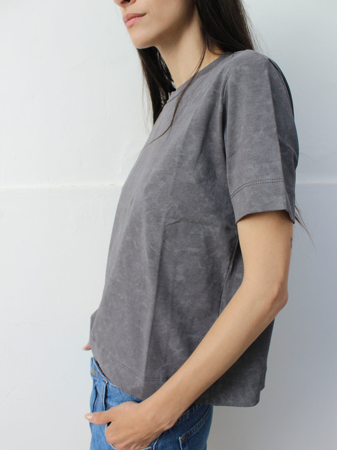 Remera Khalen Gris