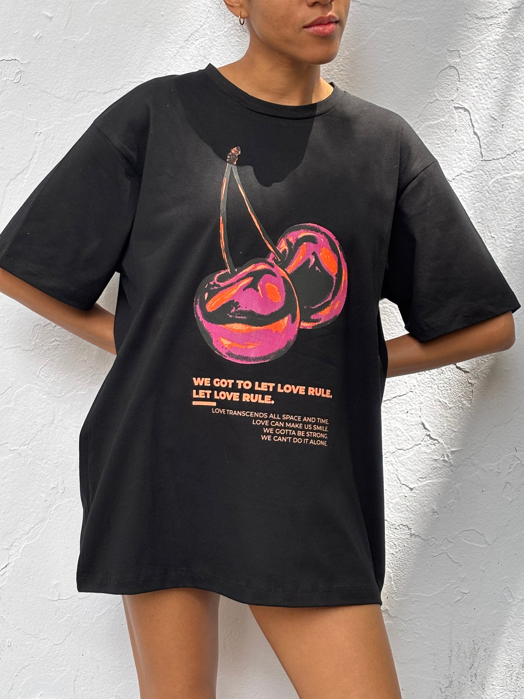 Remera Love Negro