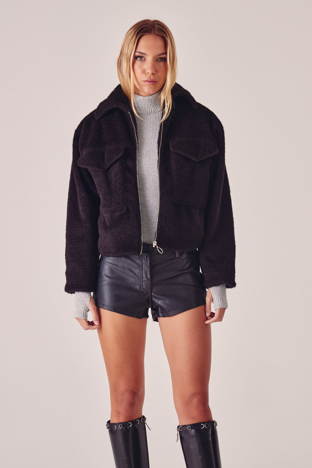 Campera Woodstock Negro