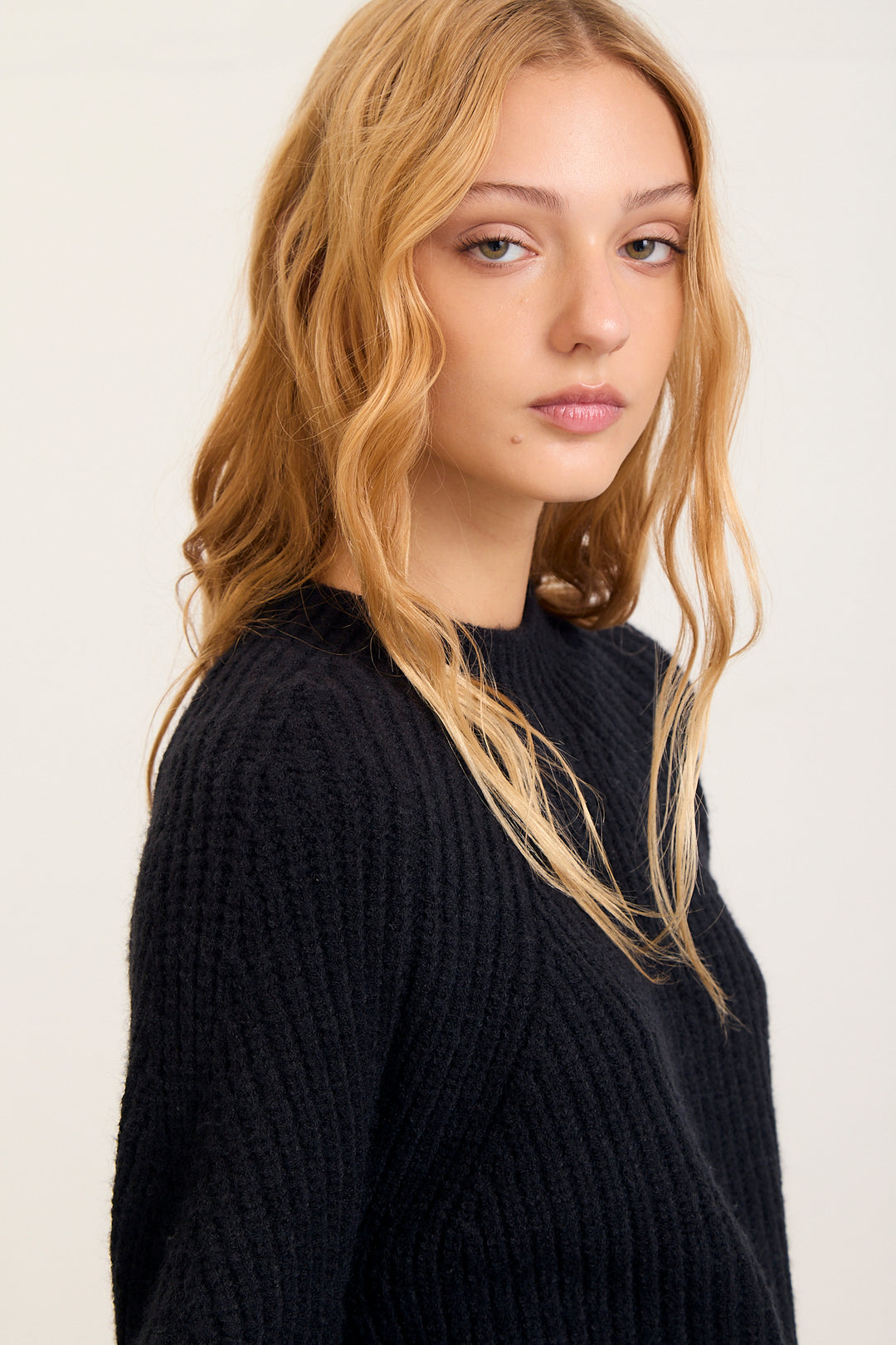Sweater Utah Negro