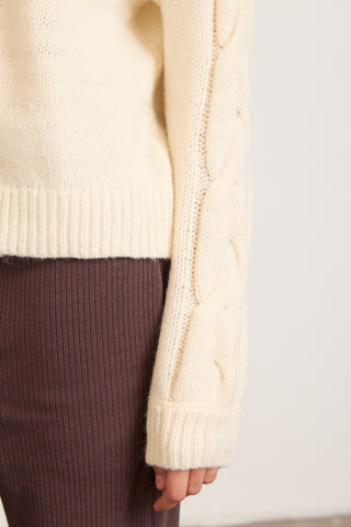 Sweater Era Crudo