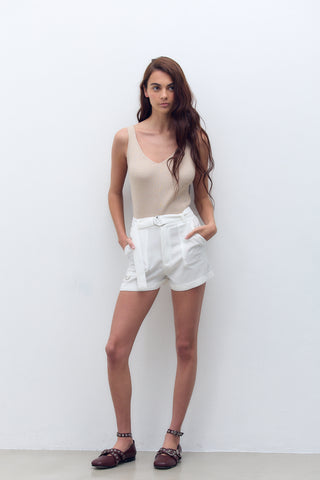Short Couple Offwhite