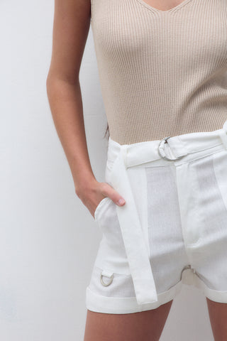 Short Couple Offwhite