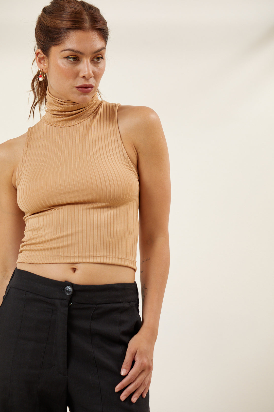 Musculosa Lotus Tostado